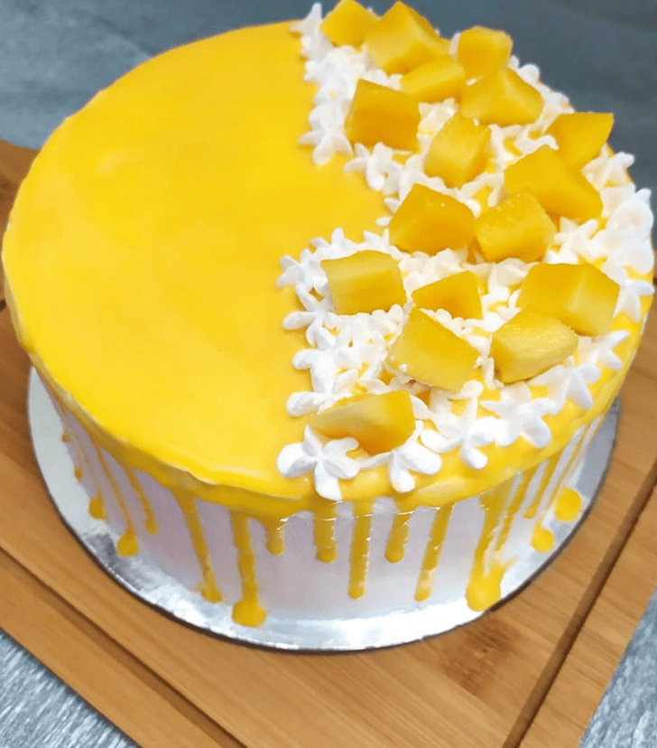 Adorable Mango Cake