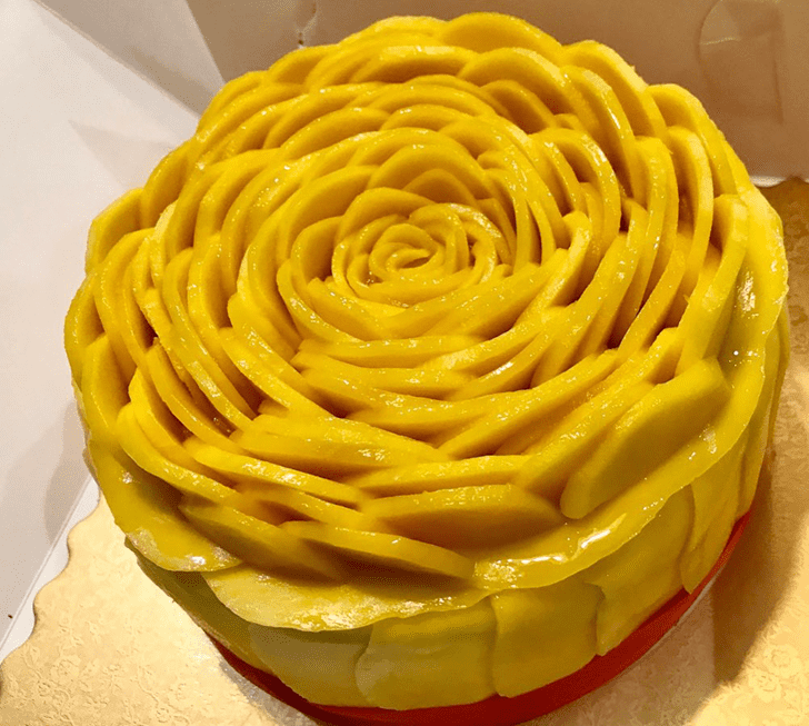 Graceful Mango Cake