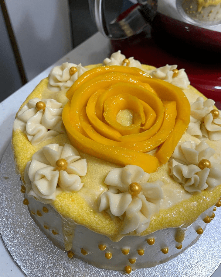 Pleasing Mango Cake