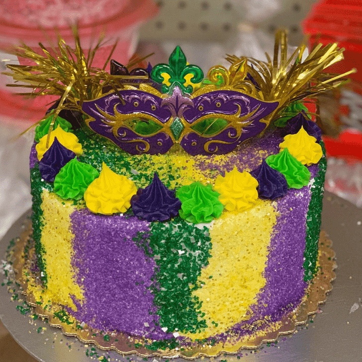 Good Looking Mardi Gras Cake