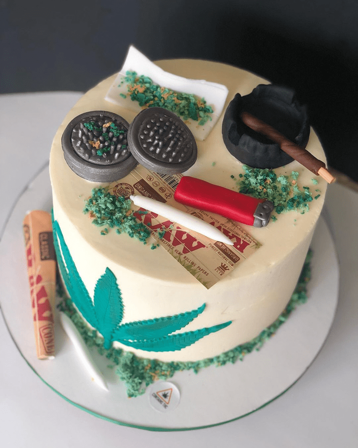 Inviting Marijuana Cake