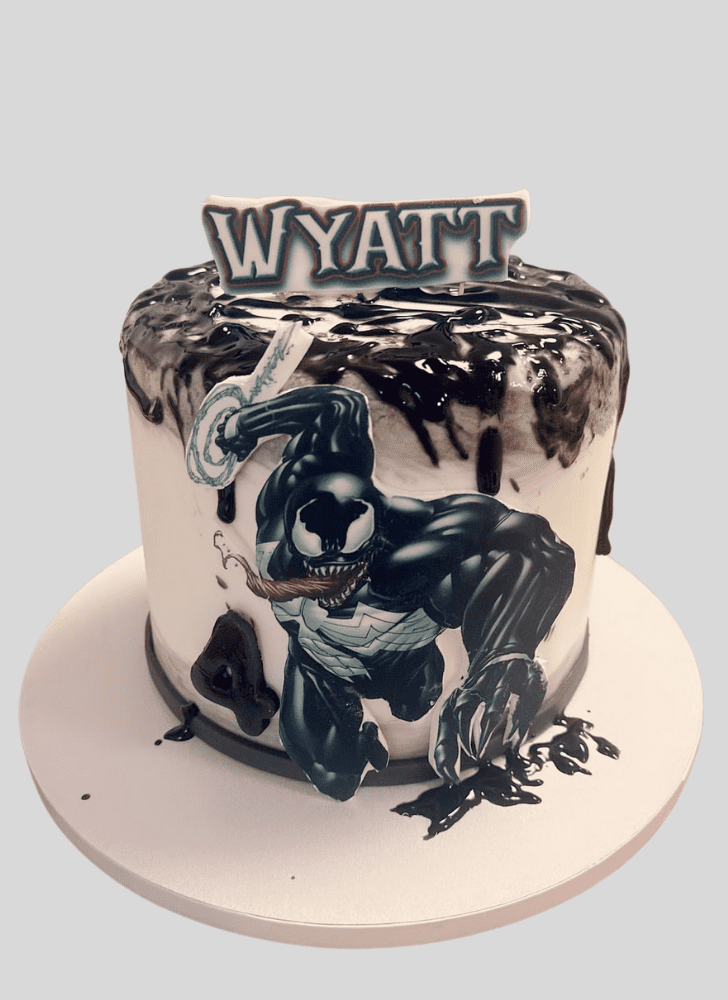 Alluring Marvel Cake