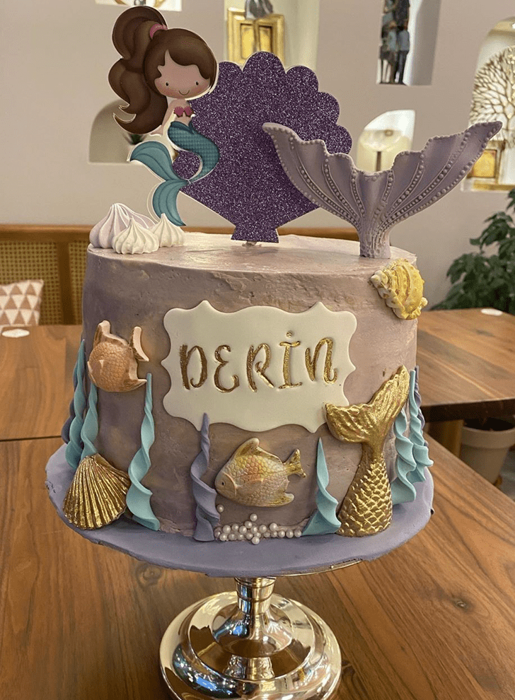 Cute Mermaid Cake