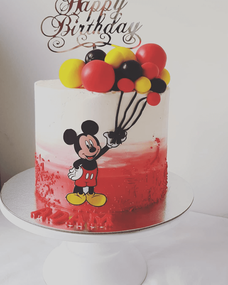 Admirable Micky Mouse Cake Design