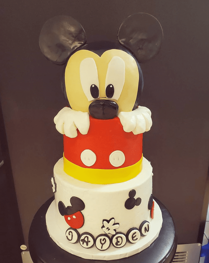 Classy Micky Mouse Cake