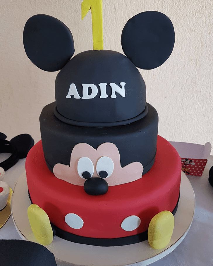 Cute Micky Mouse Cake