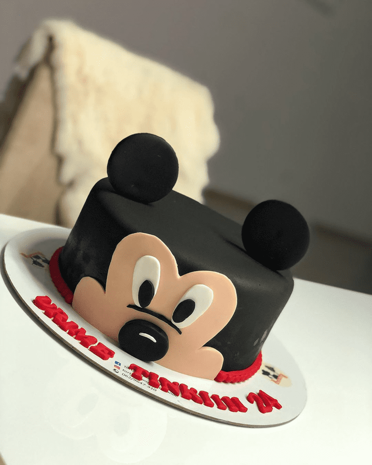 Lovely Micky Mouse Cake Design