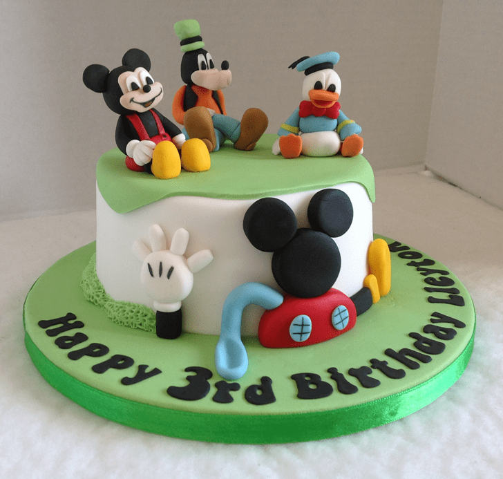 Radiant Micky Mouse Cake