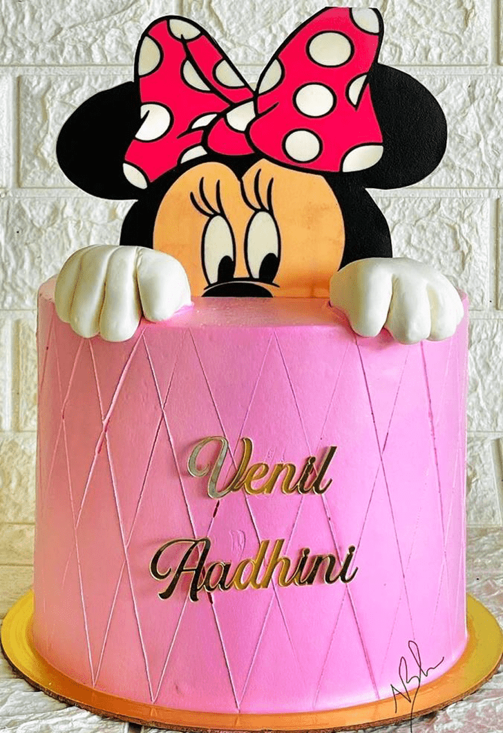 Ideal Mini Mouse Cake