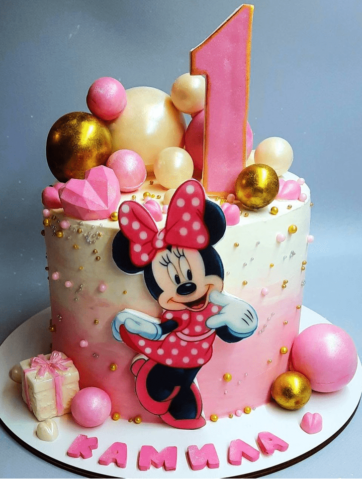 Lovely Mini Mouse Cake Design