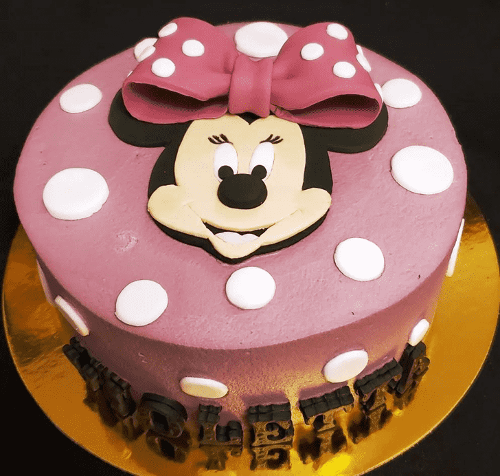 Magnificent Mini Mouse Cake