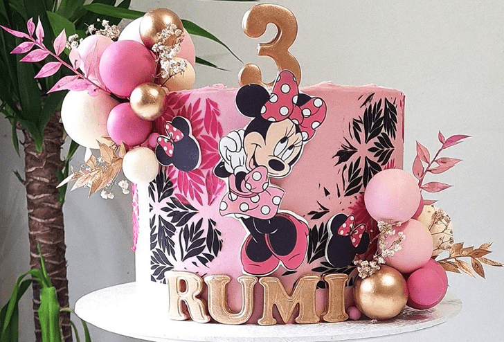 Superb Mini Mouse Cake