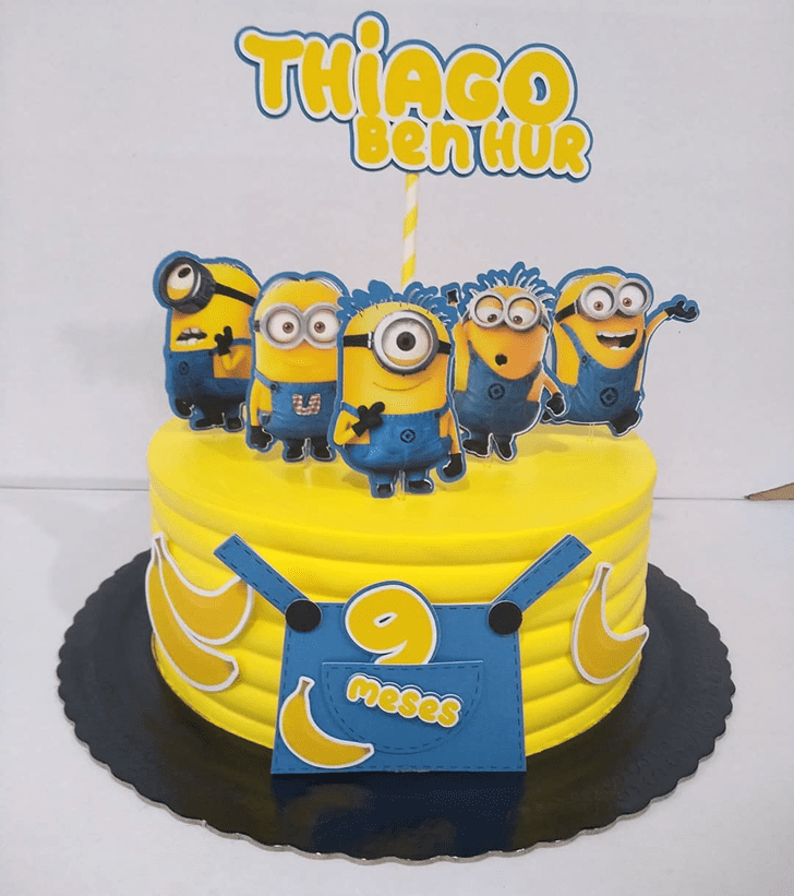 Excellent Minions Cake