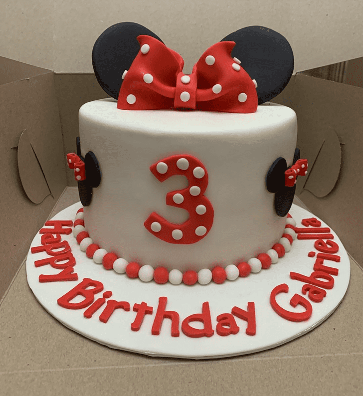 Delightful Minnie Mouse Cake