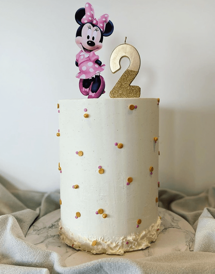 Mesmeric Minnie Mouse Cake