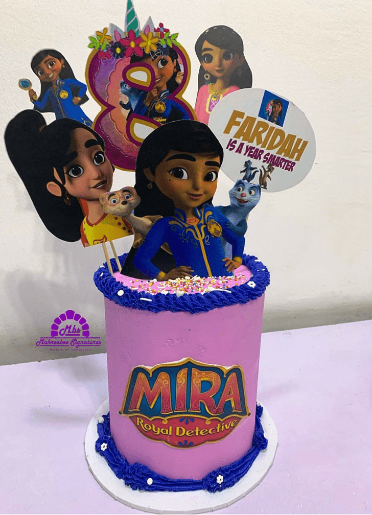 Mesmeric Mira Cake