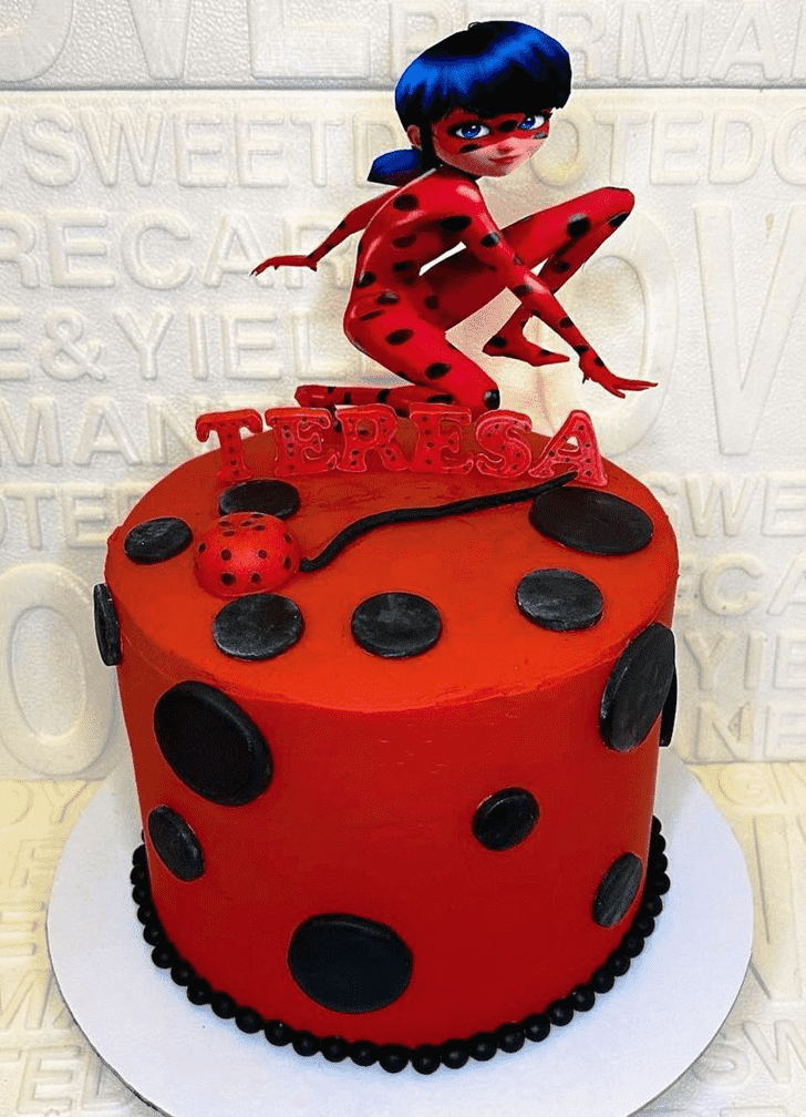 Grand Miraculous Ladybug Cake