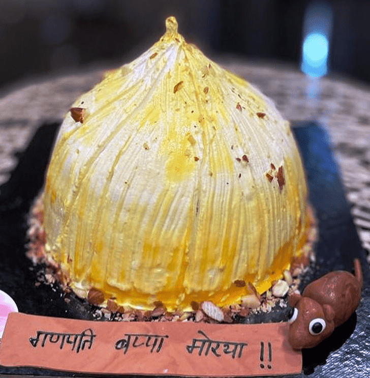 Magnetic Modak Cake