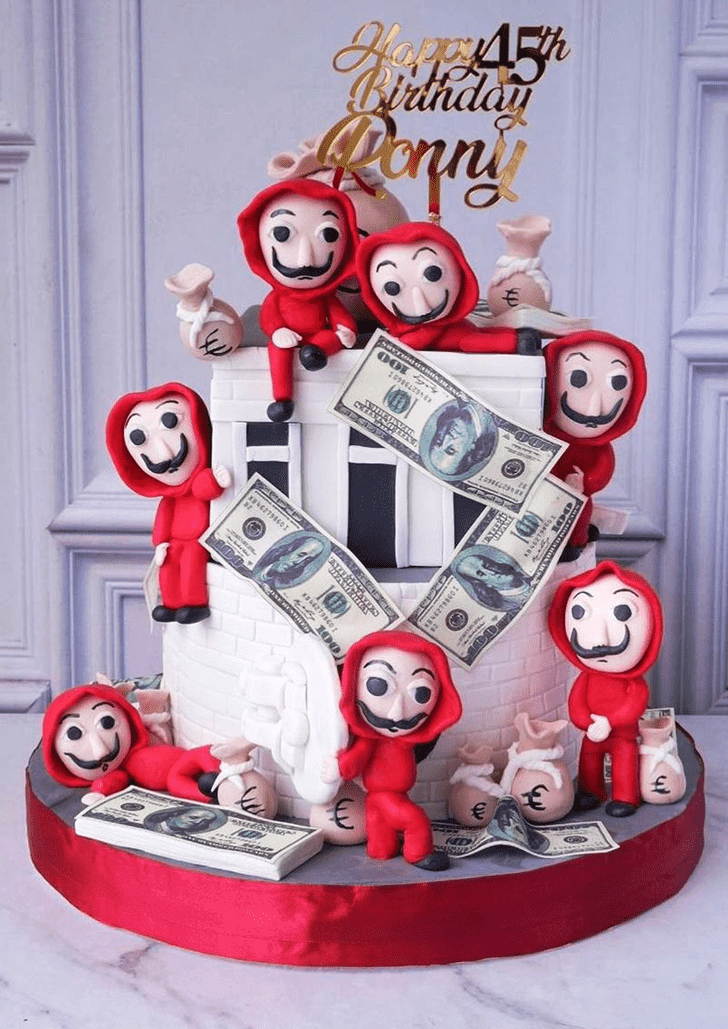 Splendid Money Heist Cake