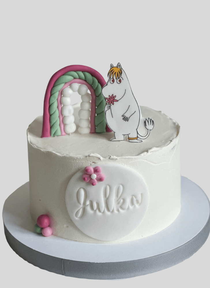 Admirable Moomin Cake Design