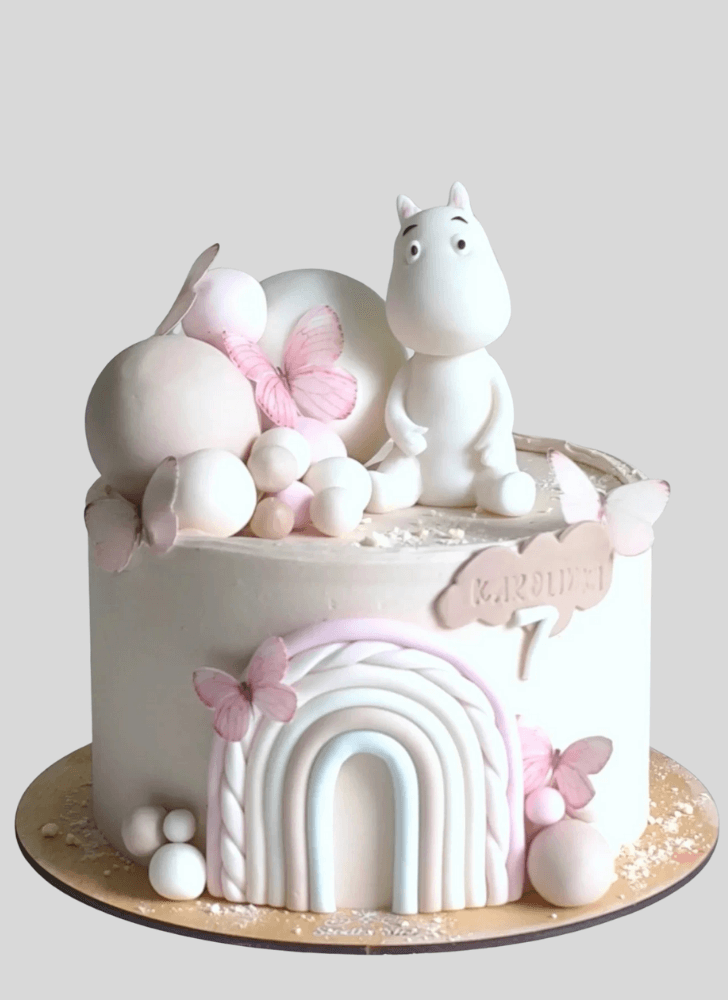 Beauteous Moomin Cake
