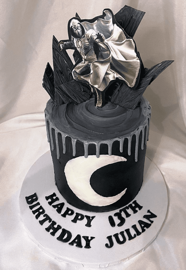 Moon Knight in Action Cake