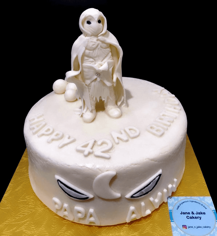 Moon Knight White Cake