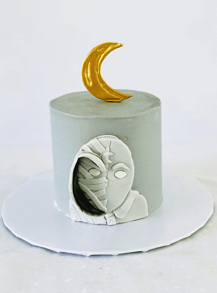 Moon Knight Golden Cake