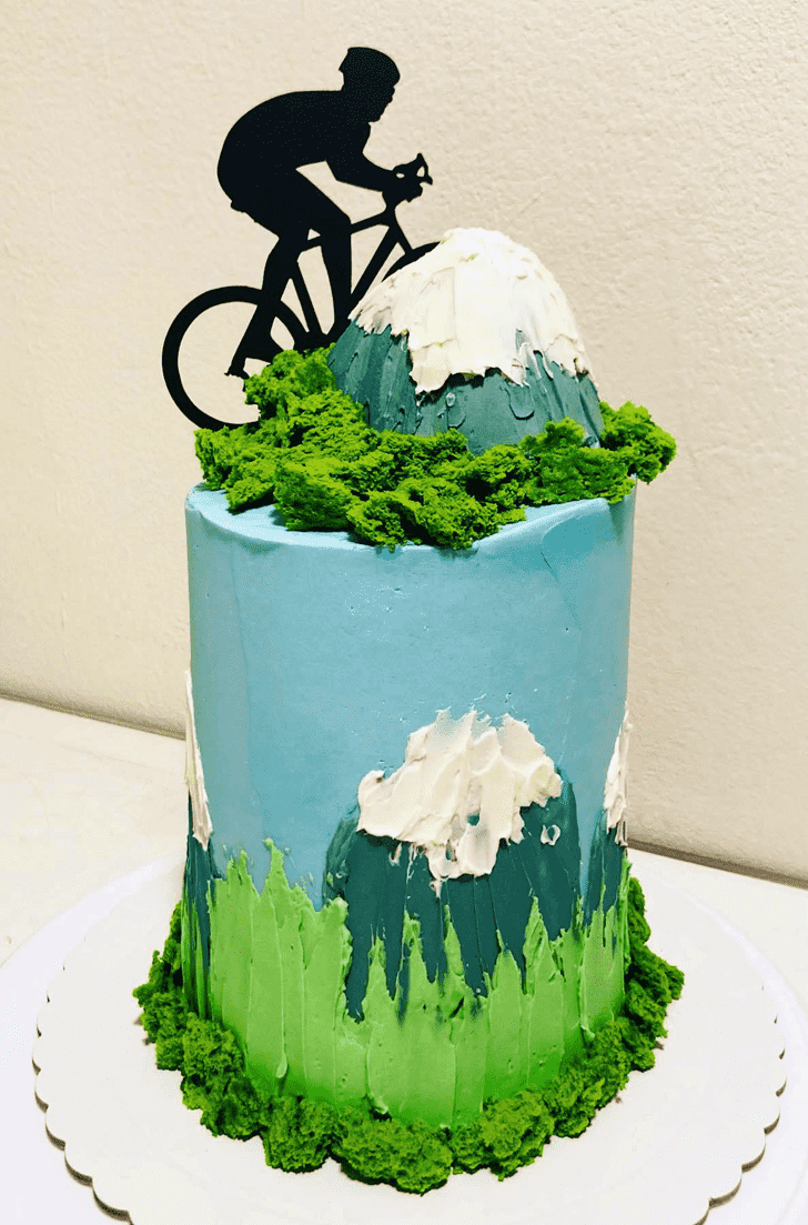 Inviting Mountain Cake