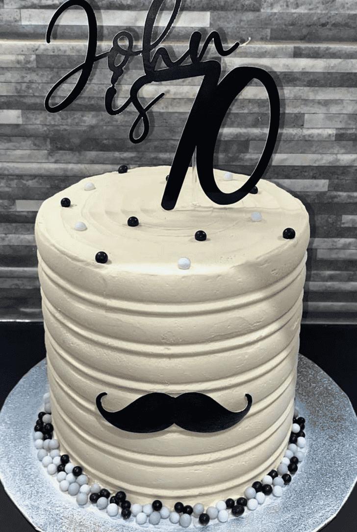 Pretty Moustache Cake