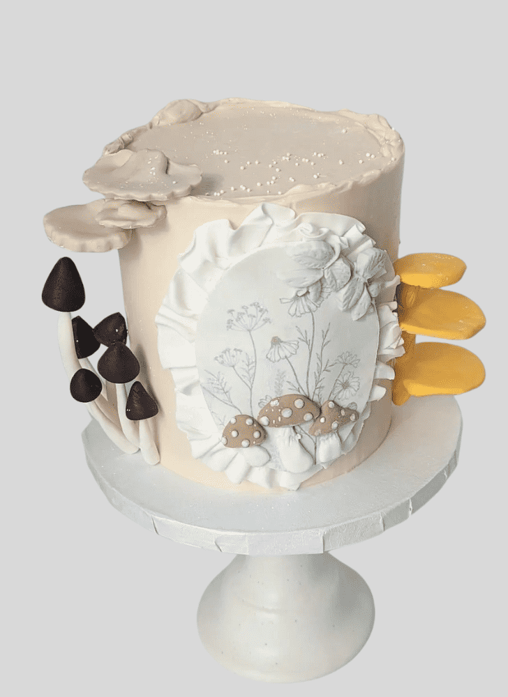 Grand Mushroom Cake