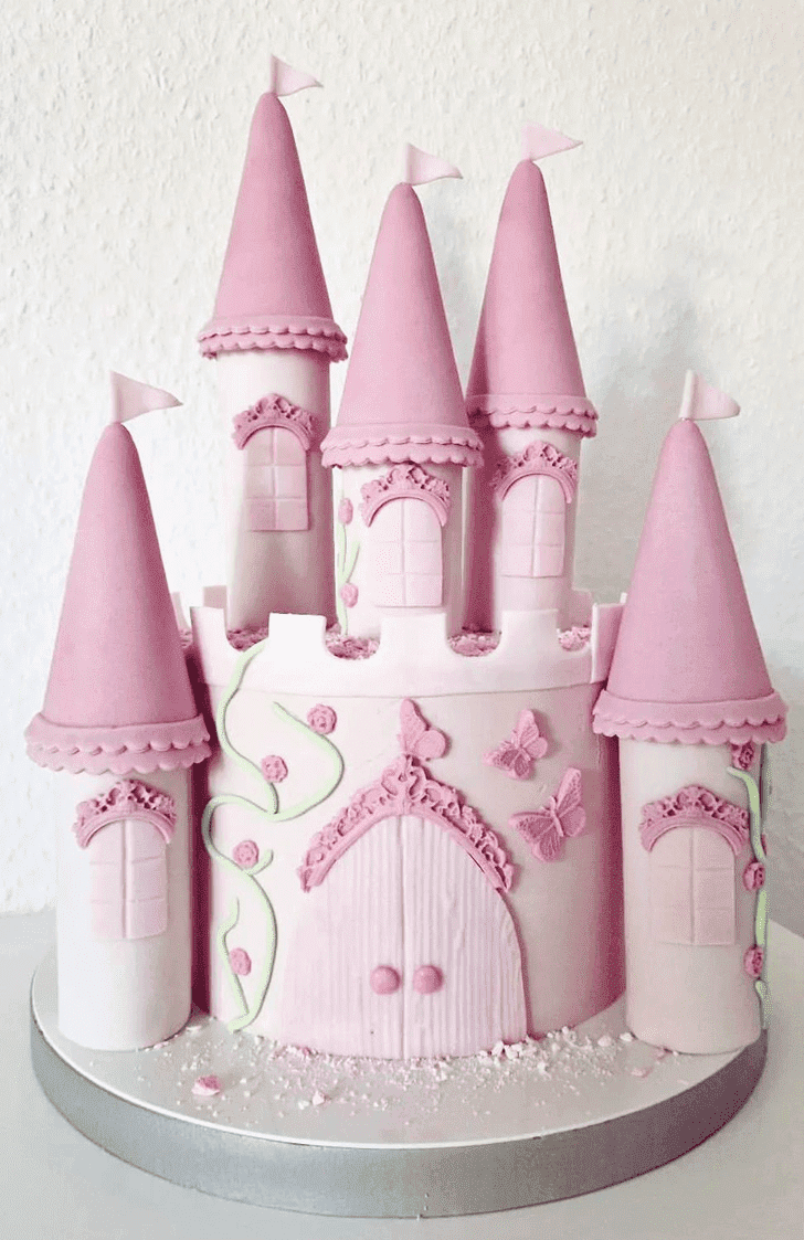 Cute New Castle Cake