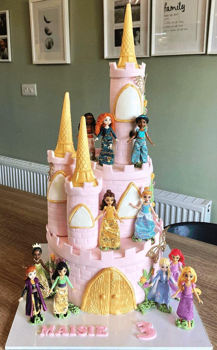 Fetching New Castle Cake