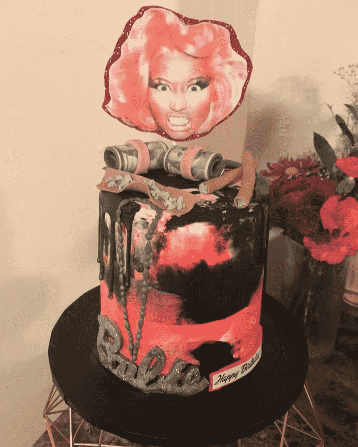 Cute Nicki Minaj Cake