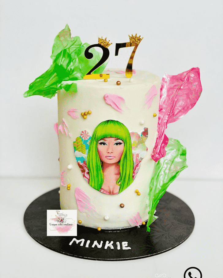 Pleasing Nicki Minaj Cake