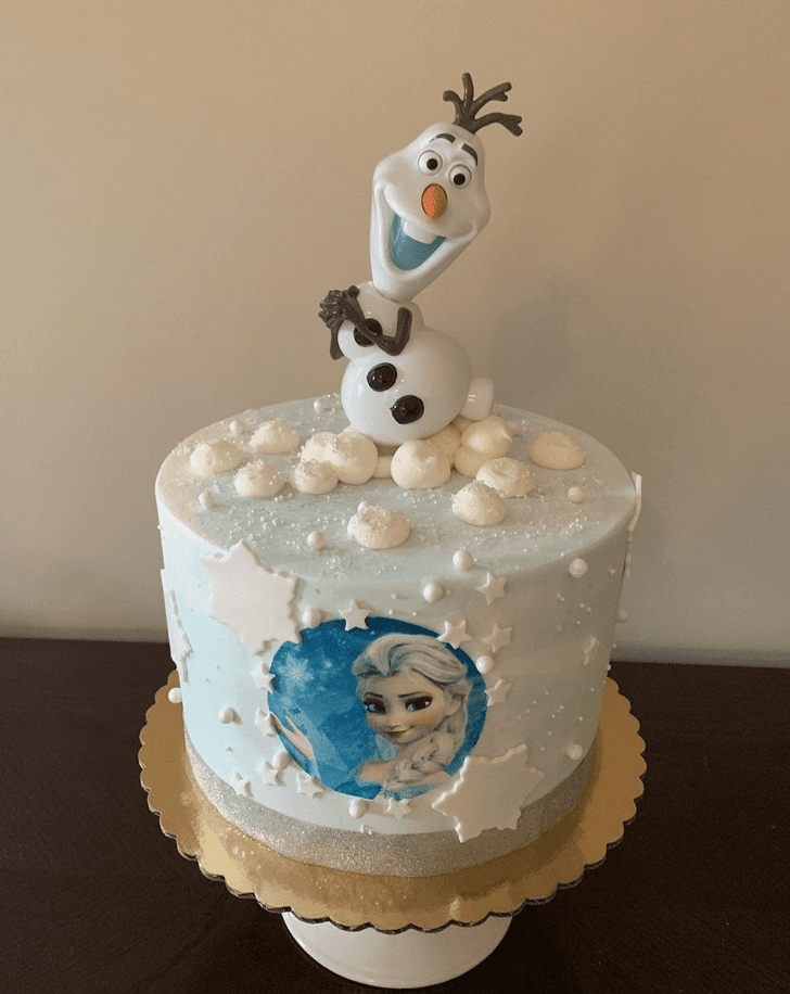 Bewitching Olaf Cake
