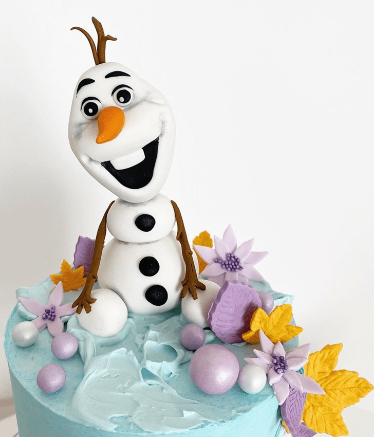 Splendid Olaf Cake
