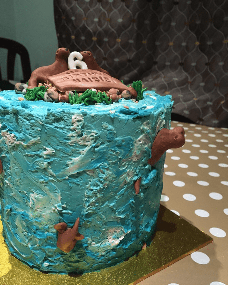 Elegant Otter Cake