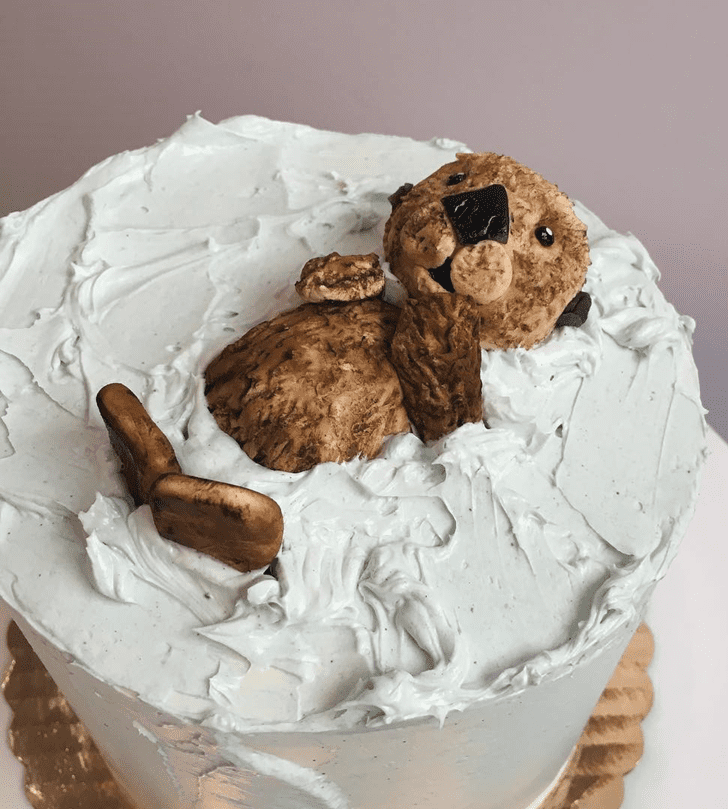 Graceful Otter Cake