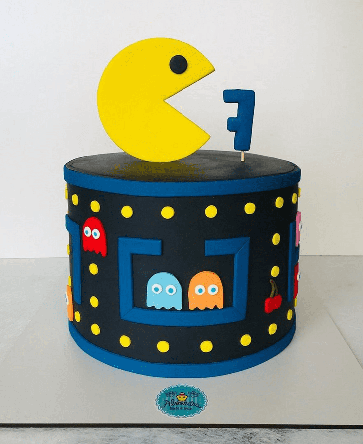 Admirable PacMan Cake Design