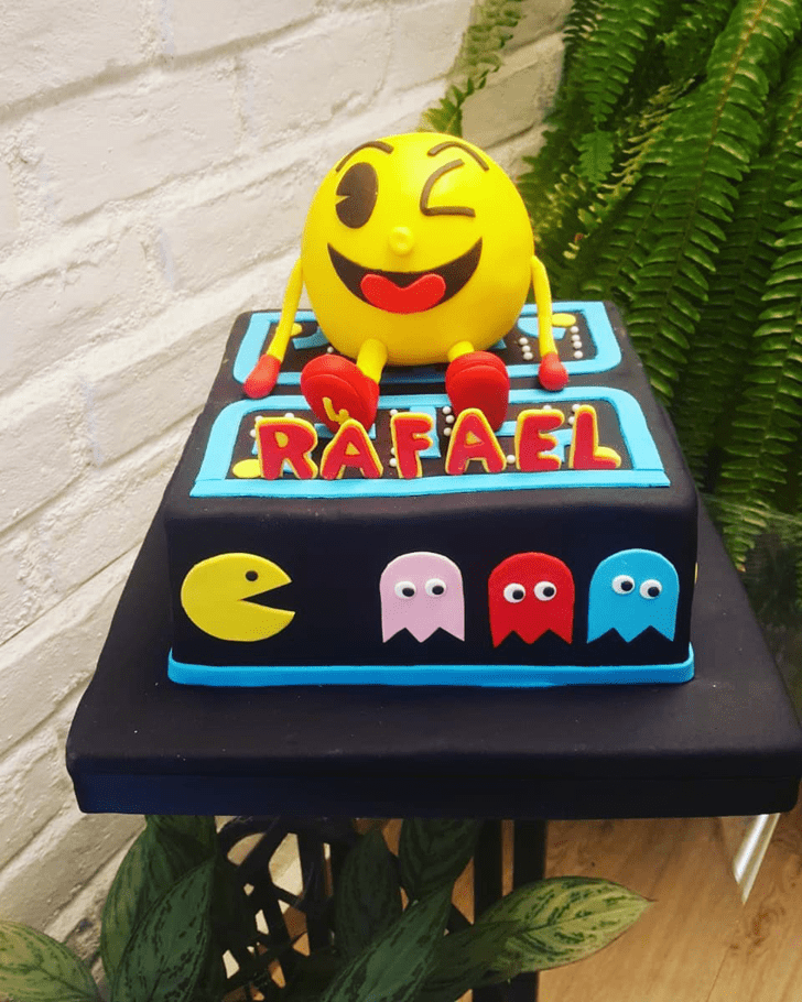 Elegant PacMan Cake