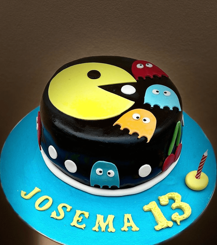 Stunning PacMan Cake