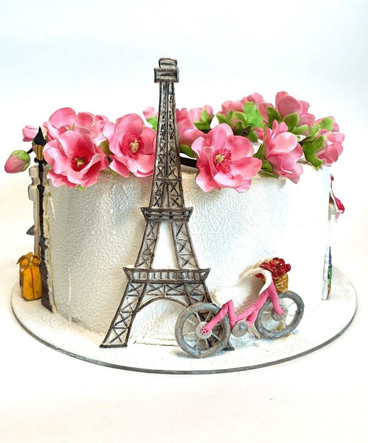 Delicate Paris Cake