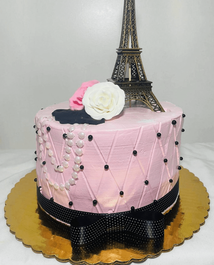 Shapely Paris Cake