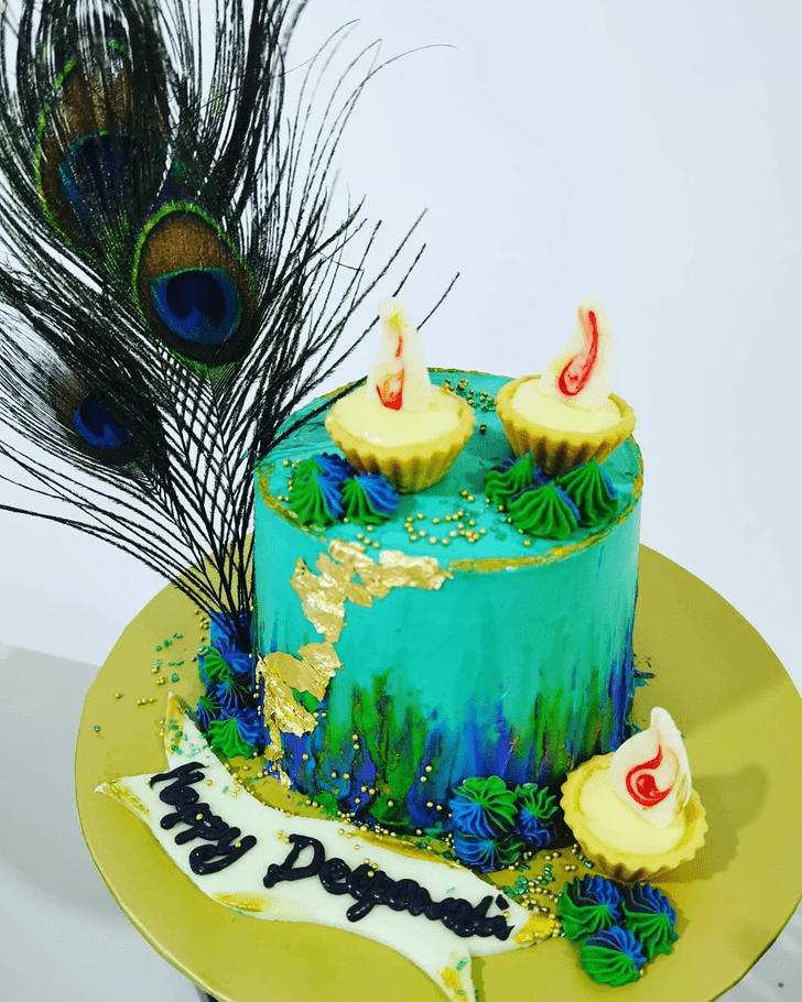 Alluring Peacock Cake