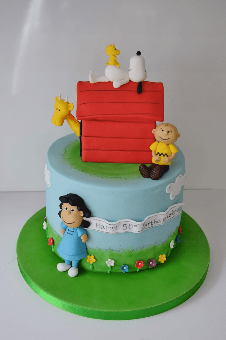 Divine The Peanuts Movie Cake