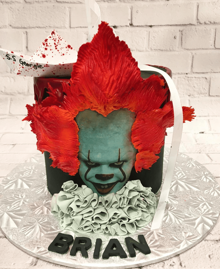 Beauteous Pennywise Cake
