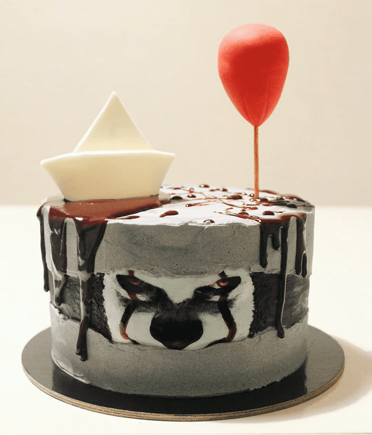 Gorgeous Pennywise Cake