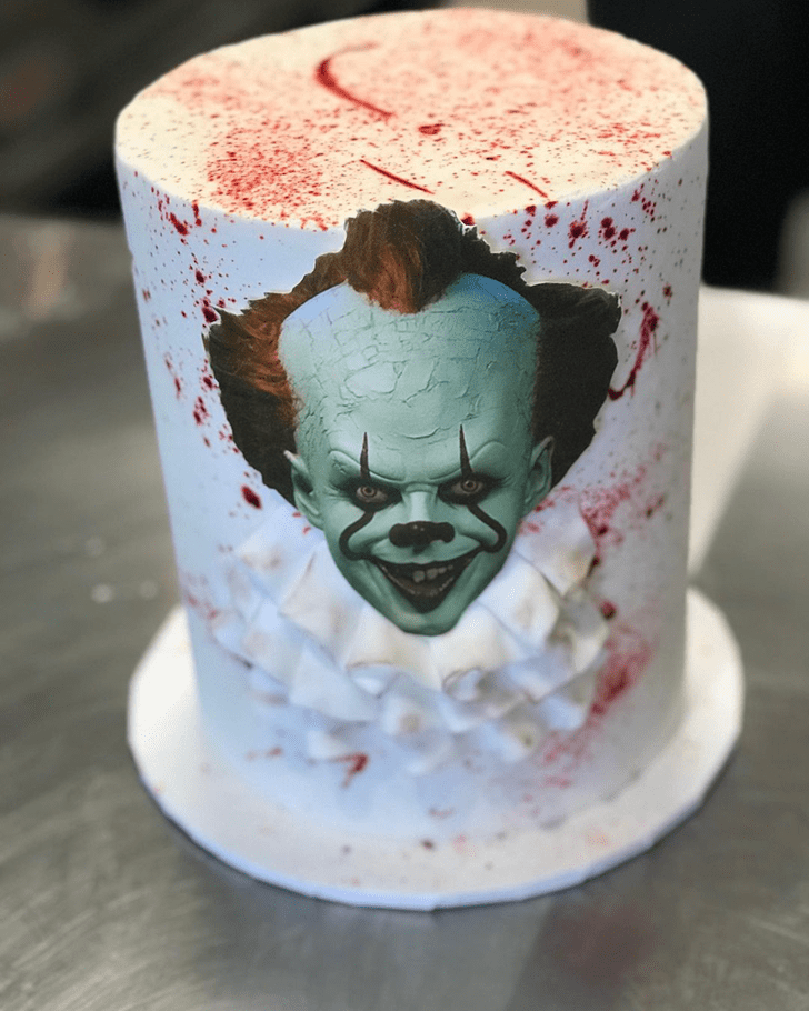 Marvelous Pennywise Cake