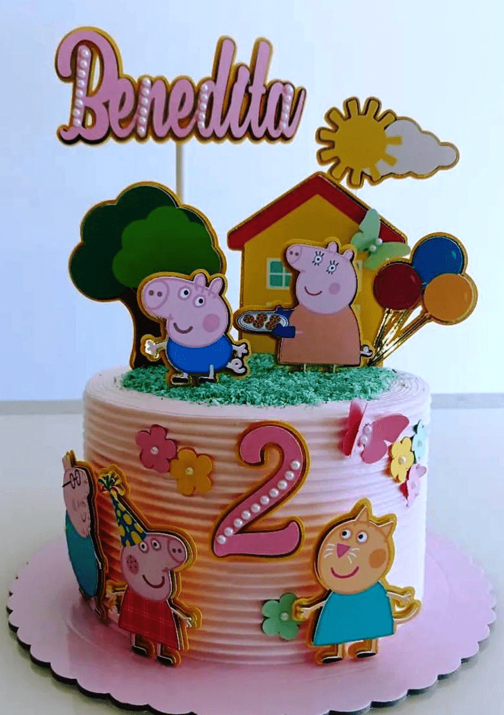 Graceful Peppa Pig Cake